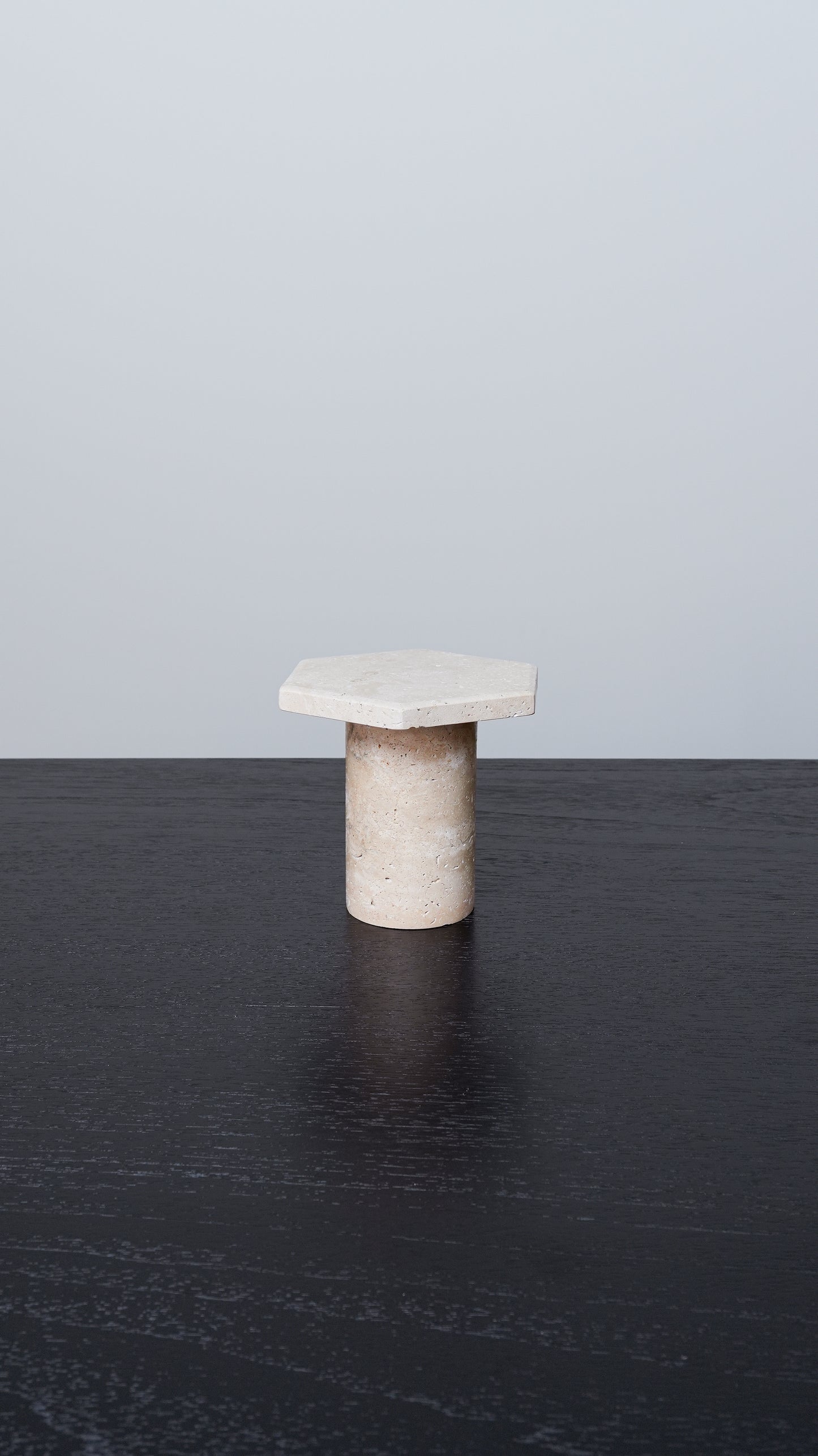 PEDESTAL RACCIA